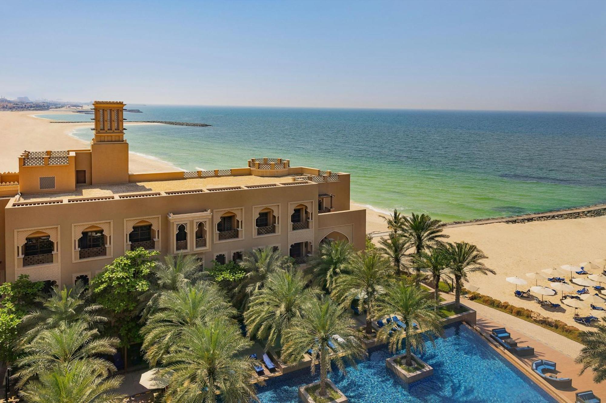 Sheraton Sharjah Beach Resort And Spa Zewnętrze zdjęcie